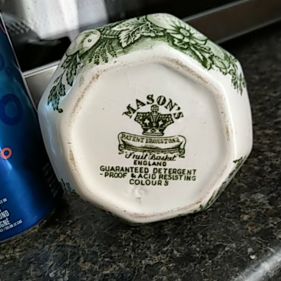 Mason's "Fruit Basket" milk pitcher - Picture 2 of 4